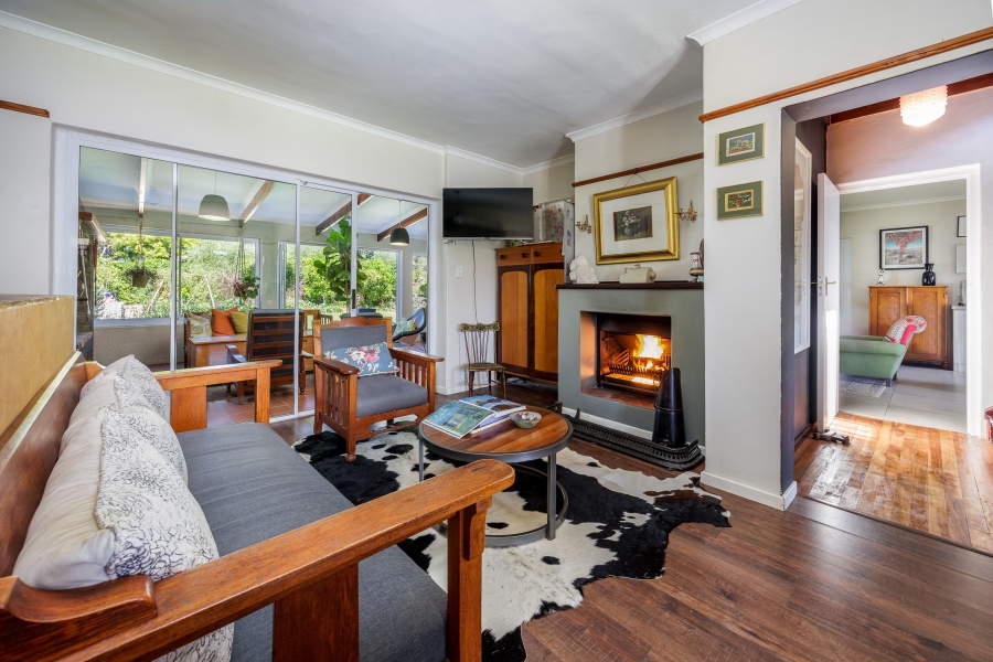 5 Bedroom Property for Sale in Paradyskloof Western Cape